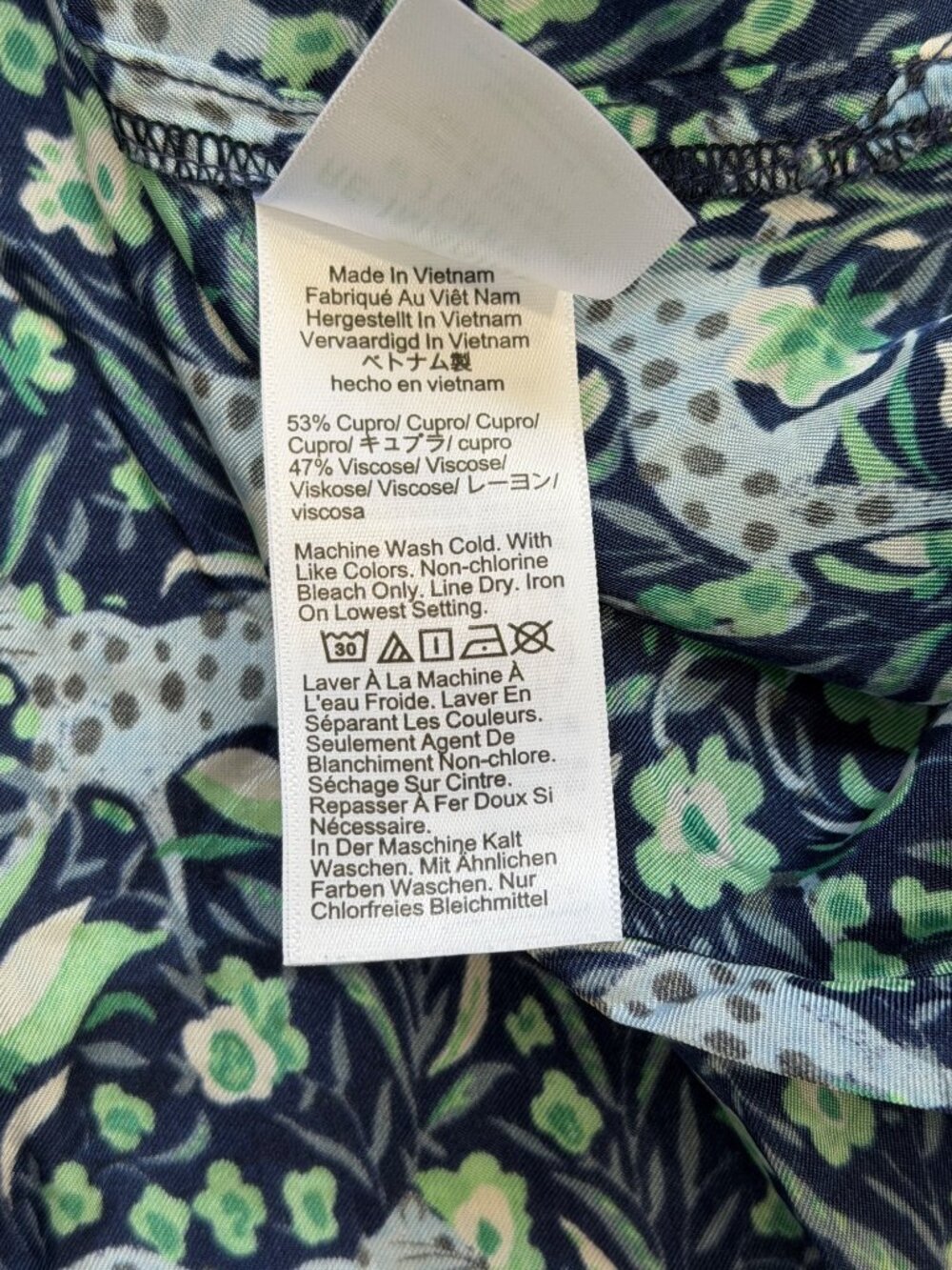 J. Crew Womens Size 8 Classic-fit Shirt Fauna Floral Button-Up Top Blue Leopard - Picture 8 of 8